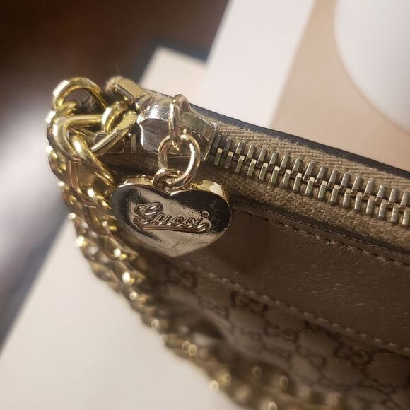 Gucci Vintage GG Monogram Gold Leather Mini Shoulder Bag - Picture 5 of 17